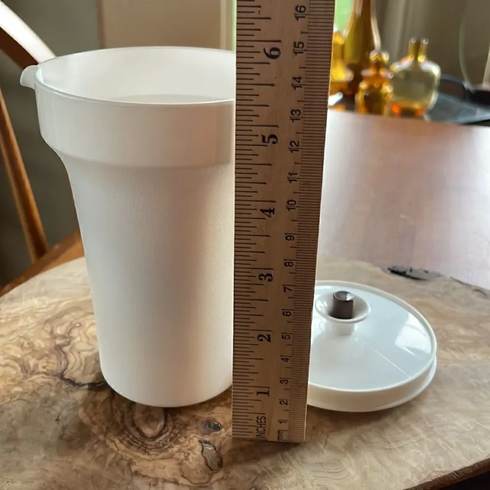 Tupperware euc vintage
